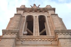 le-clocher-et-la-statue-de-la-vierge-7