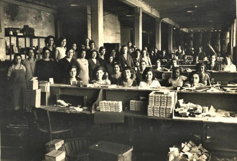 Les cigarières de chez Bastos