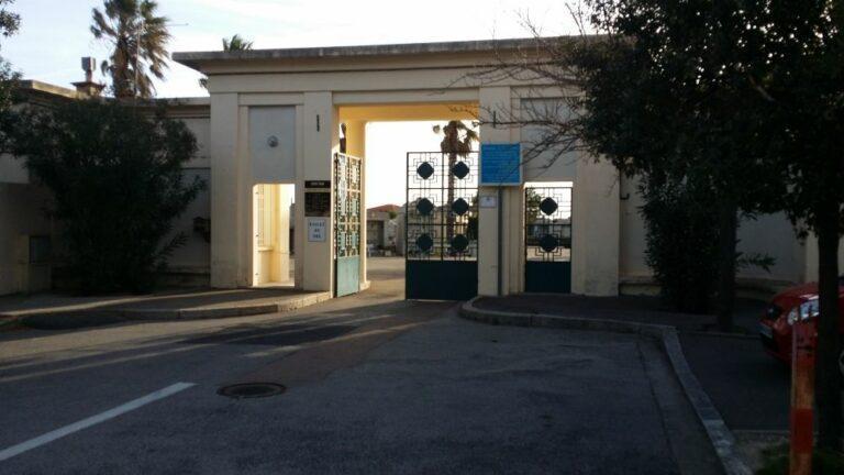 Entrée du cimetière du Haut-Vernet à Perpignan