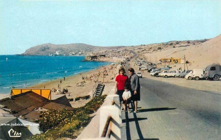 Rouler le long de la Corniche